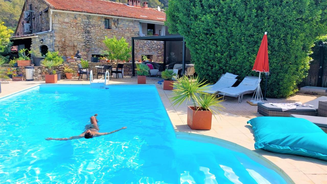 La Bergerie Du Moulin (Adults Only) Panzió Taradeau Kültér fotó